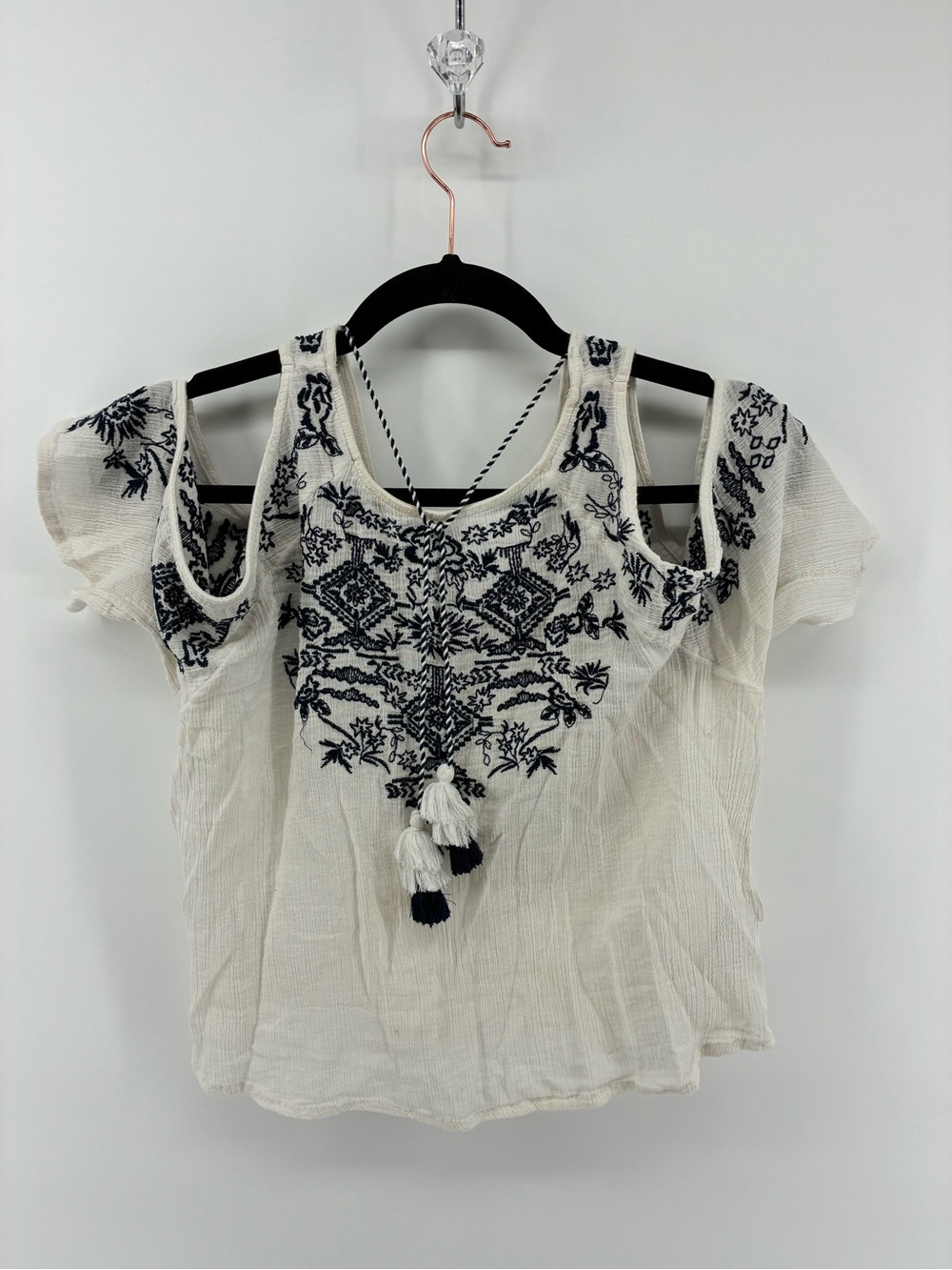 H&M Coachella White Blouse with Blue Floral Embroidery - Picture 2 of 9